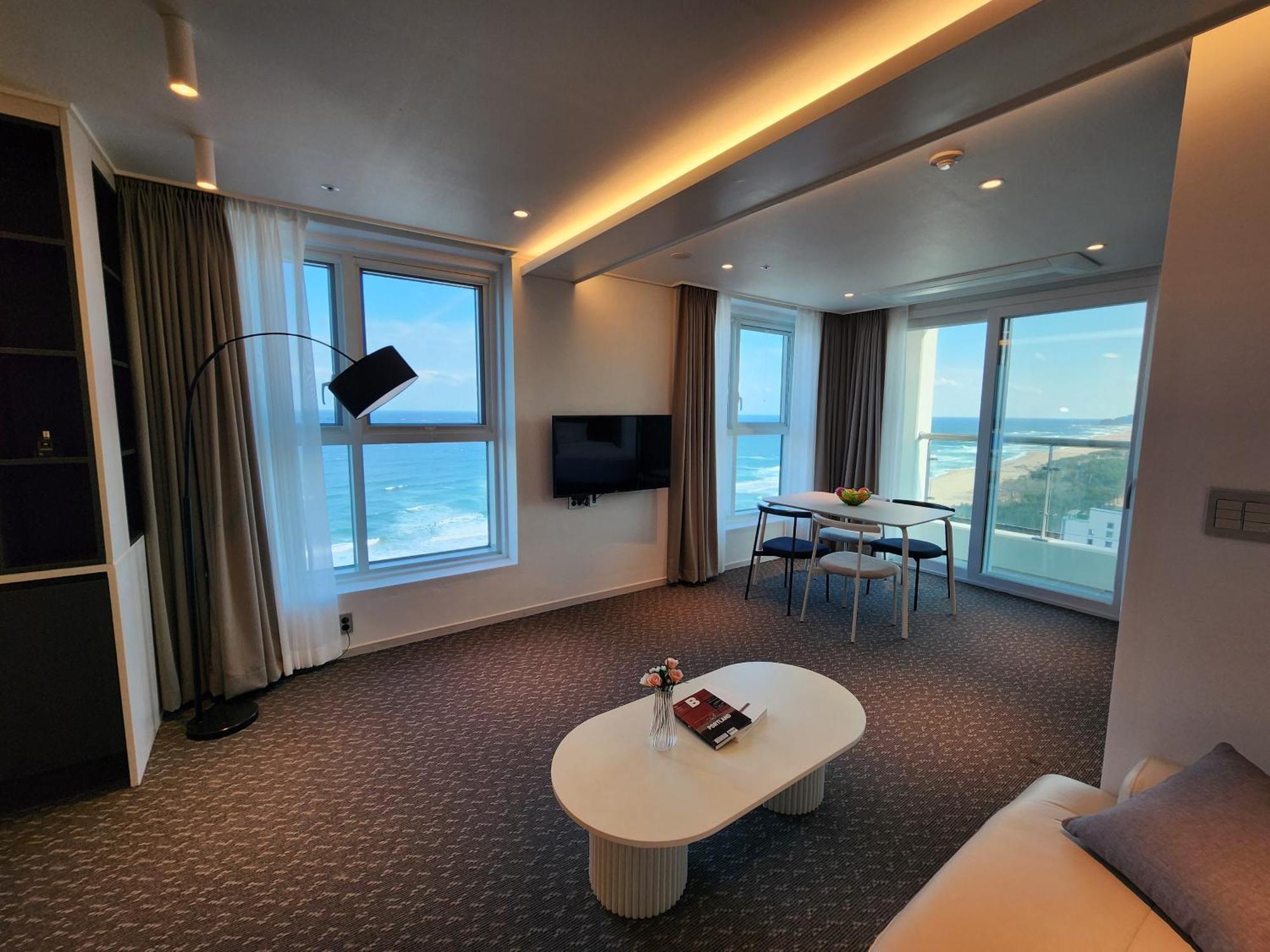 Sota Suite Yangyang Granbay Esterno foto